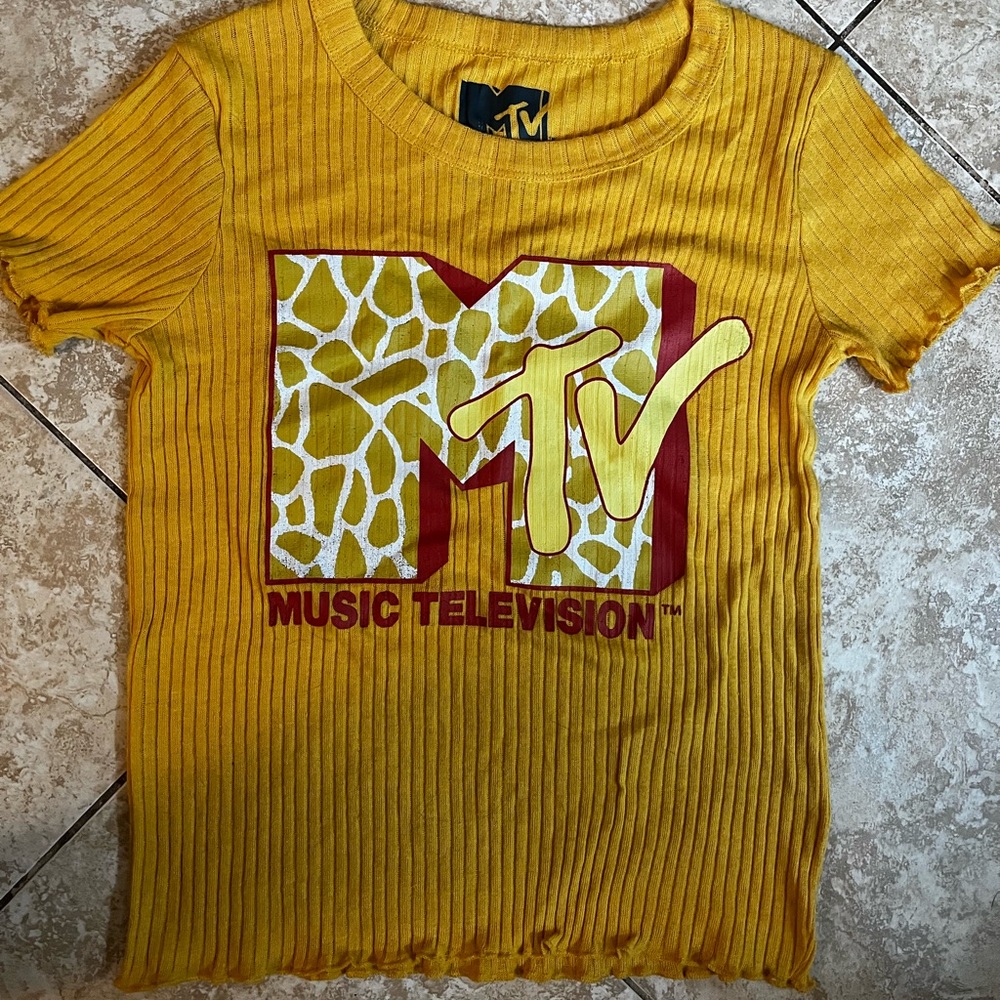 MTV shirt